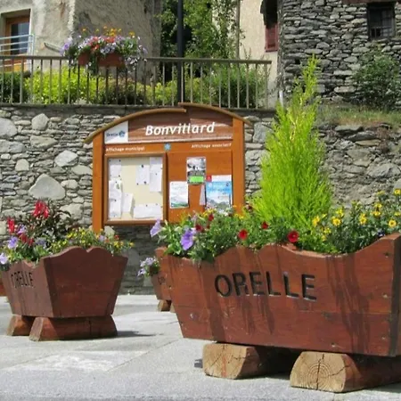 Vallee De La Maurienne Apartment *
